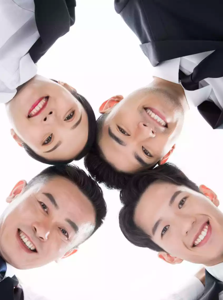 强大的团队只为更专业的